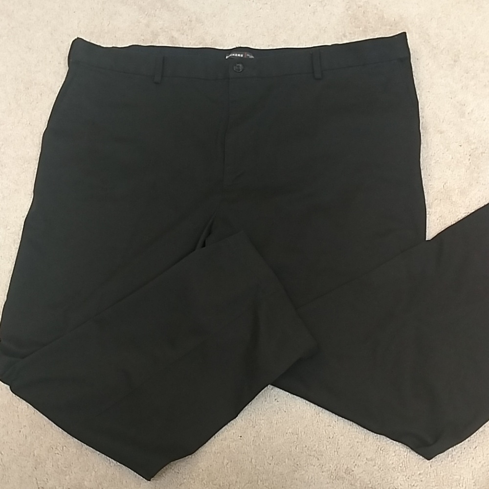 Mens flat front dockers